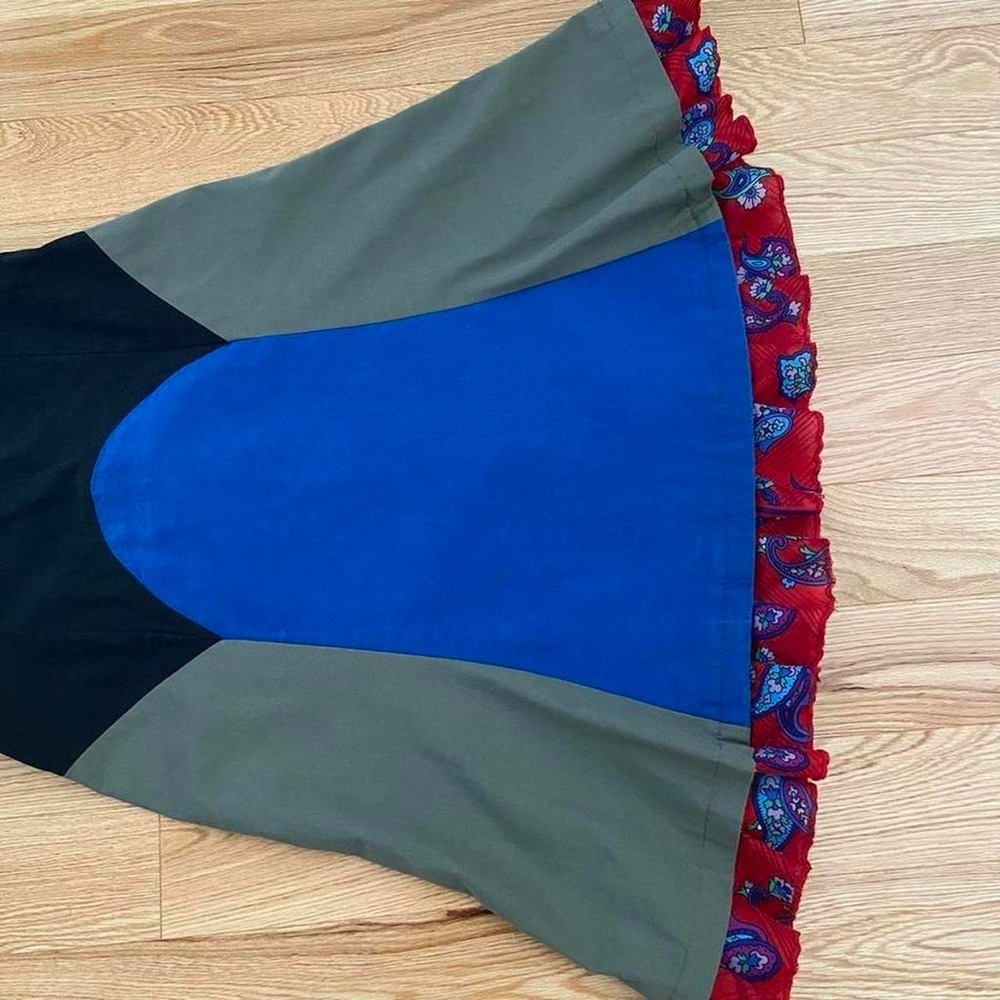 Colorful Dress with Ruffle Details - Picture 2 of 7